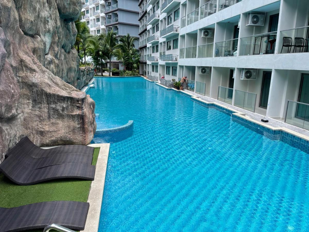 Laguna Beach Resort 3 Maldives 좀티엔 비치 외부 사진