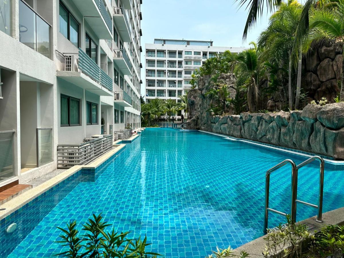 Laguna Beach Resort 3 Maldives 좀티엔 비치 외부 사진